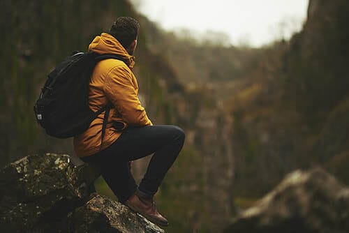 benefits of hiking alone